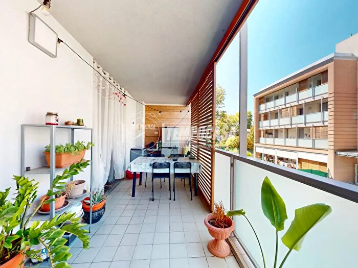 Appartamento trilocale in vendita in Viale Monte Grappa, Novellara