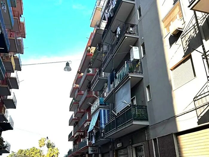 Appartamento bilocale in vendita in Via Verga, Taranto