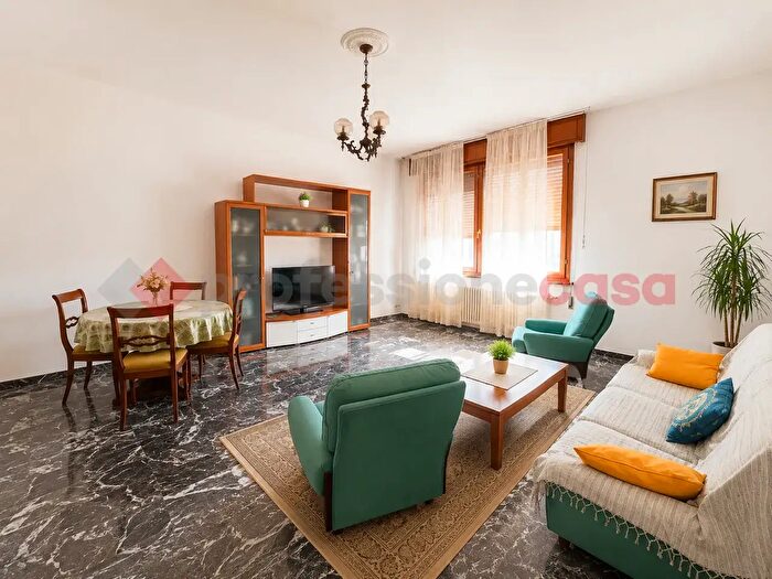 Appartamento trilocale in vendita in Via Zanellato Snc, Monselice
