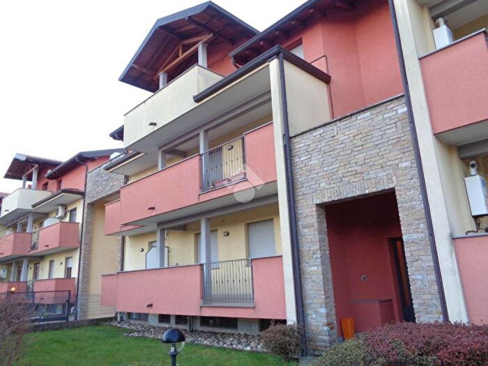 Appartamento bilocale in affitto in Via Isonzo, Lonate Pozzolo