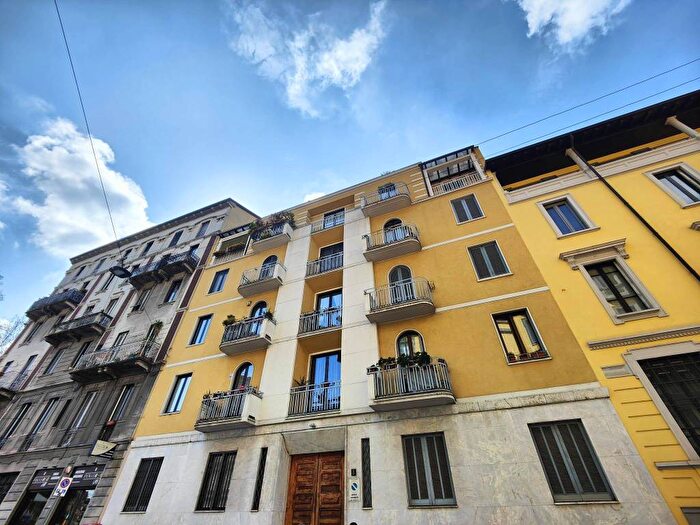 Appartamento bilocale in affitto in Via Paracelso, Buenos Aires, Milano