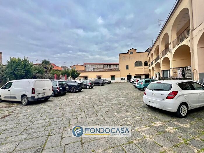 Appartamento quadrilocale in vendita in Via Ragozzino, Orta Di Atella