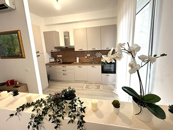 Appartamento trilocale in affitto in Cattolica