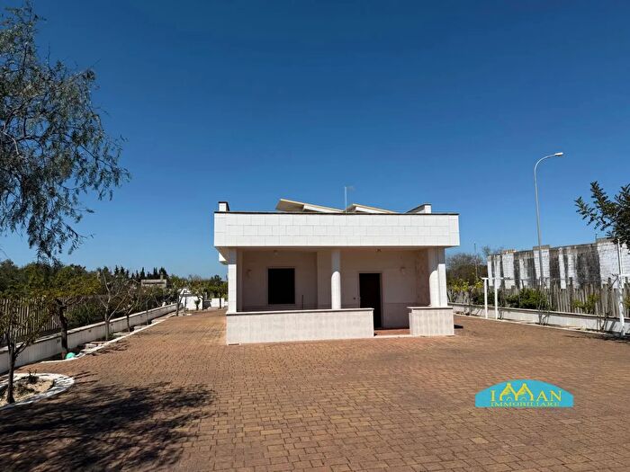 Casa trilocale in vendita in Carlo di Noi Inferiore, Francavilla Fontana