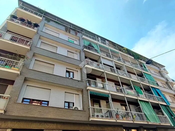 Appartamento trilocale in vendita in Via G Ascoli, Torino