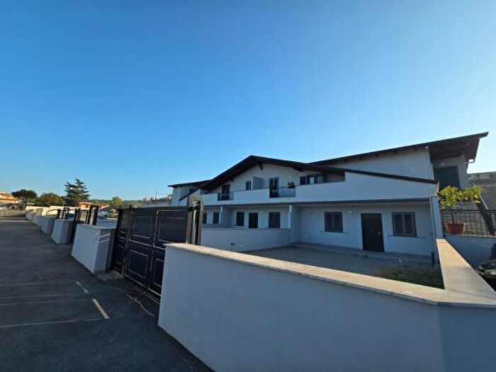 Appartamento trilocale in vendita in Via Campana, Quarto