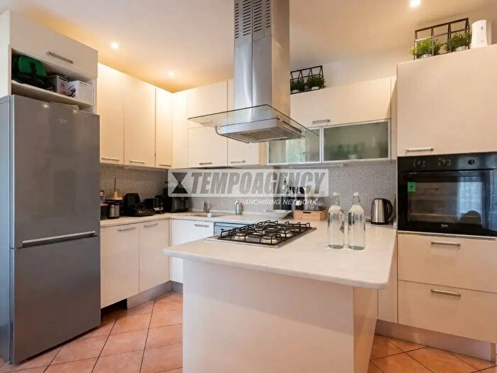 Appartamento trilocale in vendita in Viale Manin, Sassuolo