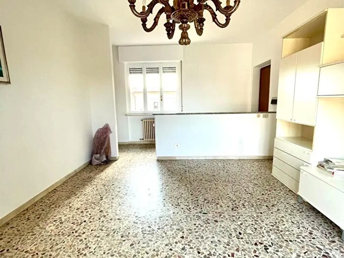 Appartamento bilocale in affitto in Via Lombardia, Castronno