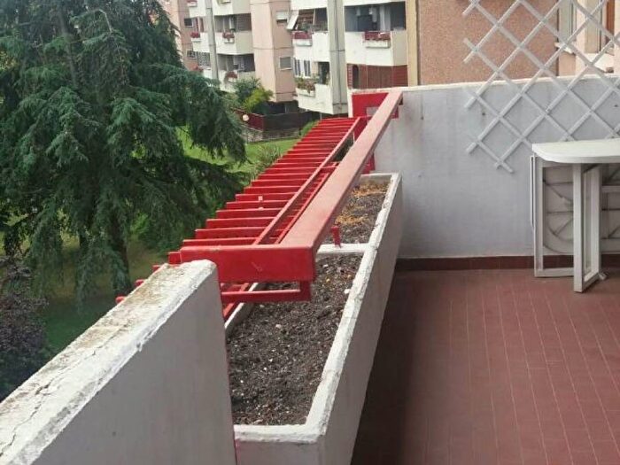 Appartamento trilocale in affitto in via Primo Carnera, Rinnovamento, Roma