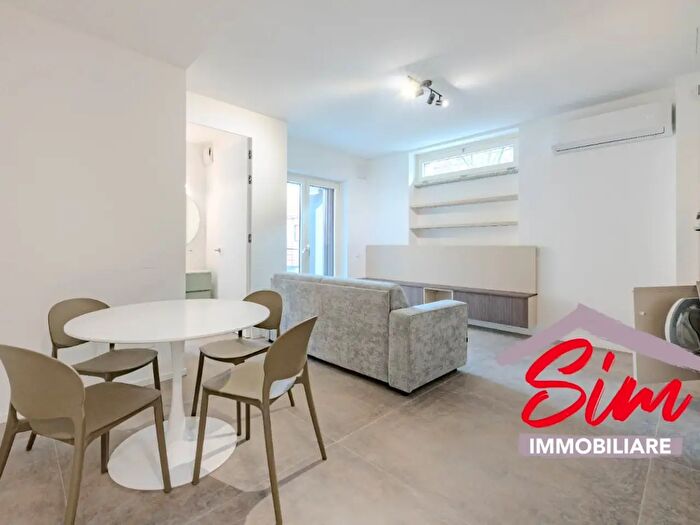 Appartamento trilocale in vendita in Viale Alessandro Volta Snc, Novara