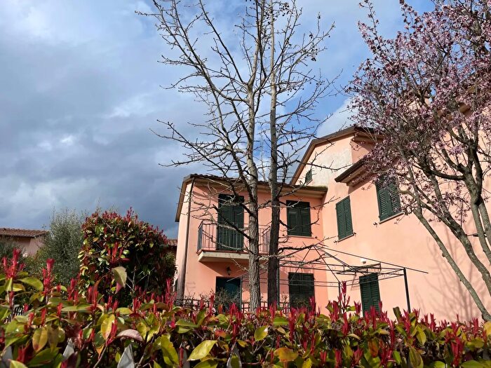Casa con 6 locali in vendita in Via dellEsse, Civitella In Val Di Chiana