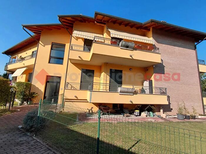 Appartamento bilocale in vendita in Via Indipendenza, Solbiate Olona