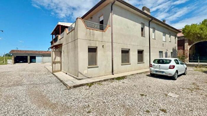 Casa trilocale in vendita in Via Provinciale Consandolo, Argenta