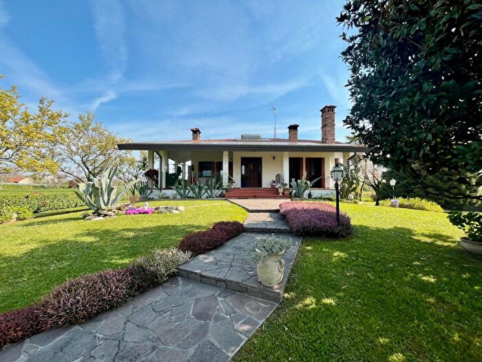 Casa con 5 locali in vendita in Fiume Veneto