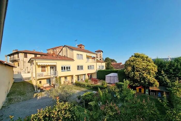 Casa in vendita in Viu