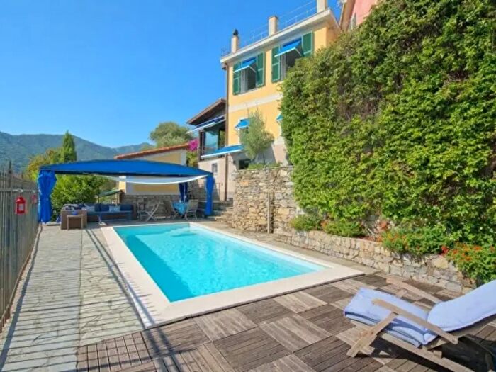 Casa con 5 locali in vendita in Salita Montallegro, Rapallo