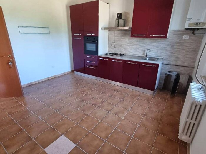 Appartamento quadrilocale in affitto in Via Atene, Bastia, Bastia Umbra