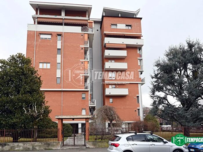 Appartamento quadrilocale in vendita in Via Giacosa, Venaria Reale