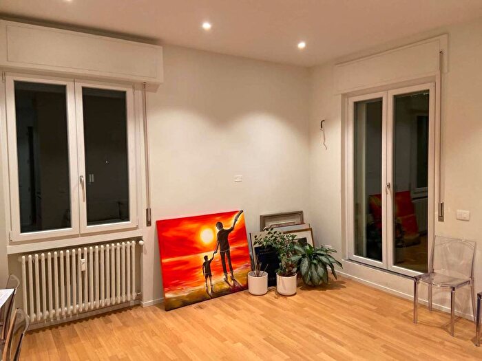 Appartamento trilocale in affitto in Corso di Porta Romana, Quadronno Crocetta, Milano