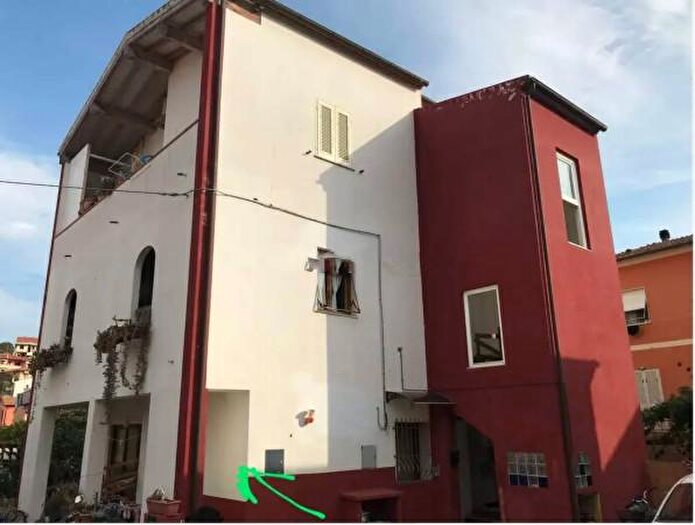 Appartamento con 6 locali in vendita in Via Pianetto, Porto Azzurro