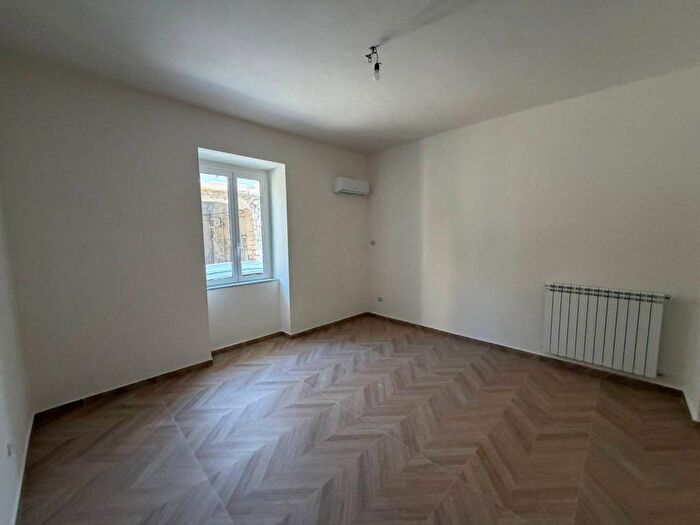 Appartamento trilocale in affitto in Via Domenico Bovienzo, San Tammaro