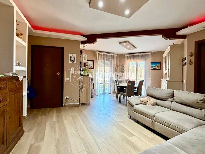 Appartamento trilocale in vendita in Pavullo Nel Frignano