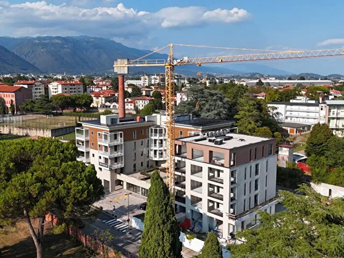 Appartamento con 5 locali in vendita in Via Cereria, Bassano Del Grappa