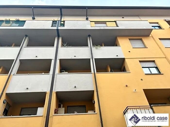 Appartamento trilocale in vendita in Lissone