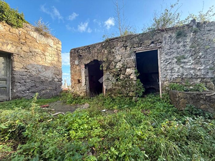 Casa trilocale in vendita in Via Chiummano, Barano DIschia