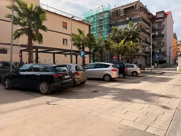 Appartamento con 5 locali in vendita in Via Armando Virnicchi, Casalnuovo Di Napoli