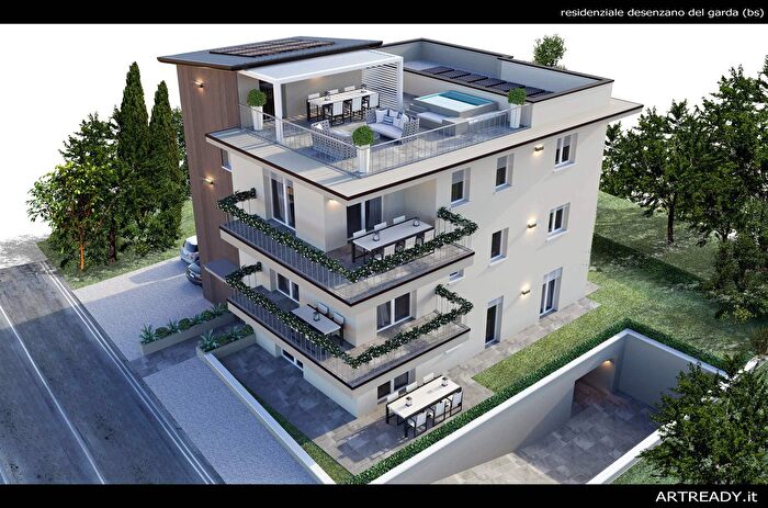 Appartamento con 6 locali in vendita in Via Marzabotto, Desenzano Del Garda