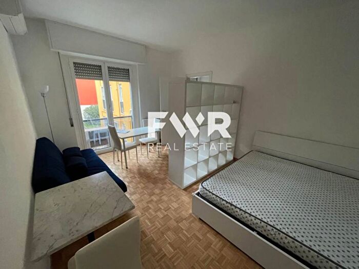 Appartamento monolocale in affitto in Via Andrea Maffei, Montenero, Milano