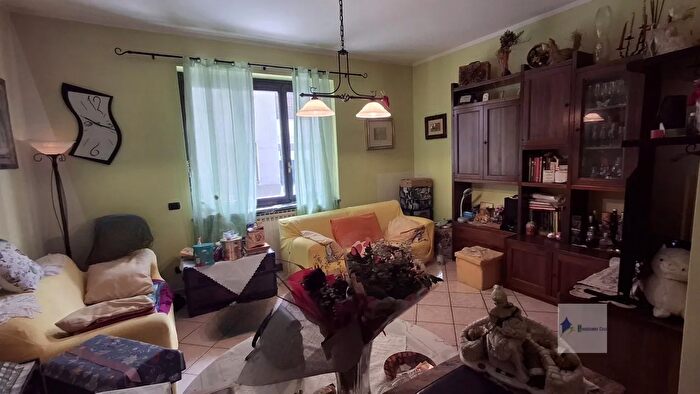 Appartamento trilocale in vendita in Via Allea Comunale, Turbigo