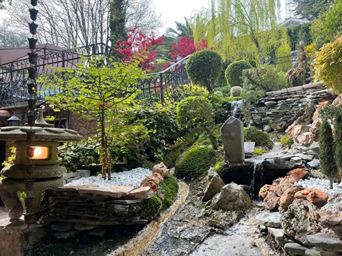 Appartamento con 5 locali in vendita in Via Laurentina, Roma