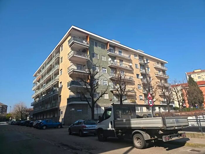 Appartamento trilocale in vendita in Via Sondrio, Rivoli
