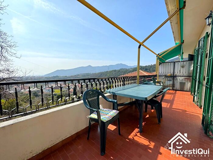 Appartamento bilocale in vendita in Via degli Orsolani, Loano