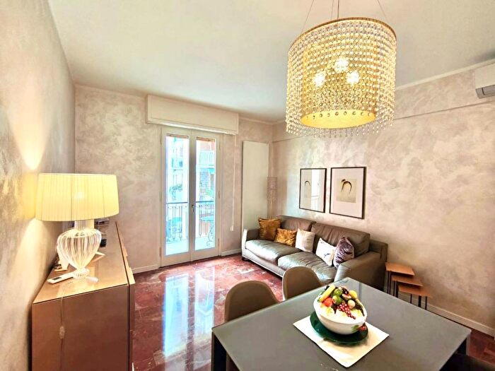 Appartamento quadrilocale in affitto in Via Dogali, Centro, Santa Margherita Ligure