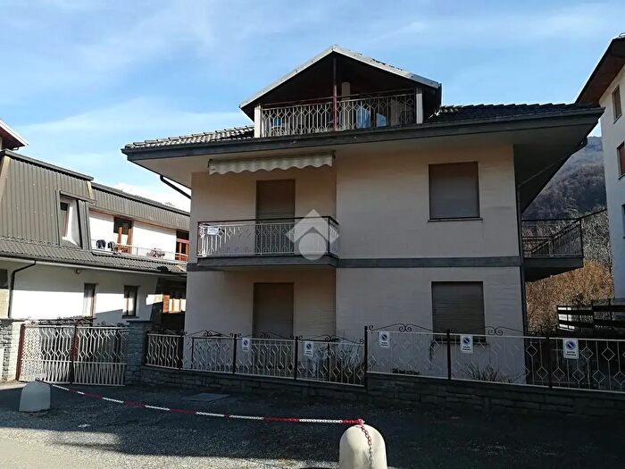Appartamento quadrilocale in vendita in Via Guglielmo Marconi, Ceres