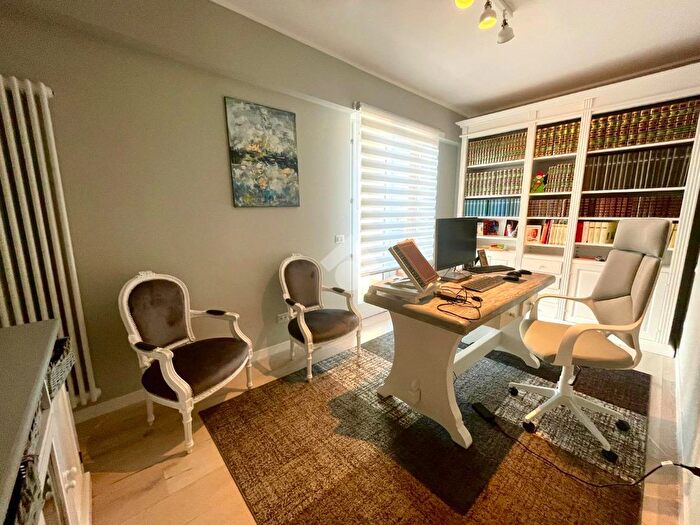 Case in Vendita e in Affitto - 3