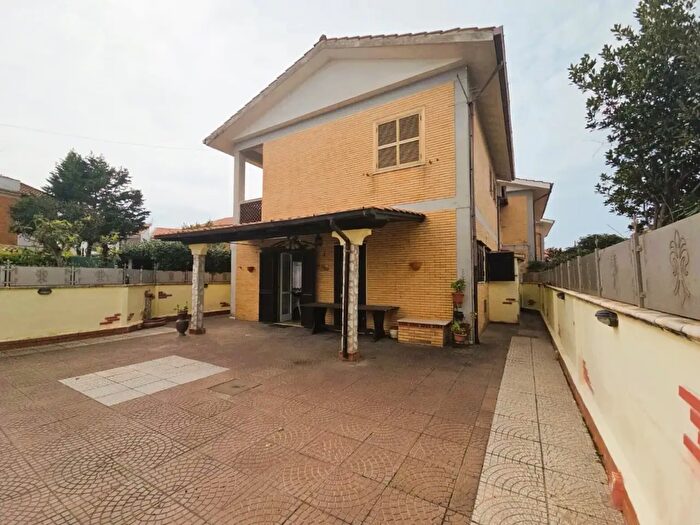 Appartamento in vendita in Via dei Delfini, Ardea