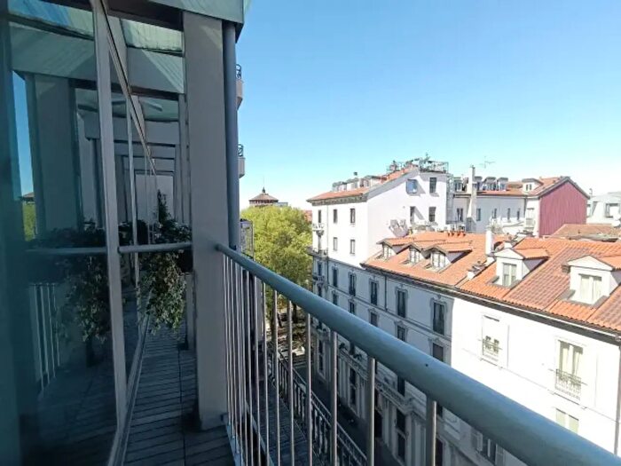 Appartamento trilocale in affitto in Via Arco, Milano