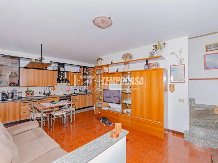 Casa trilocale in vendita in Via C Marx, Cilavegna