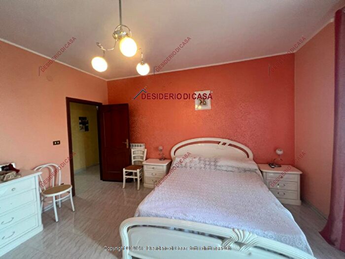 Appartamento quadrilocale in vendita in Cassano Allo Ionio