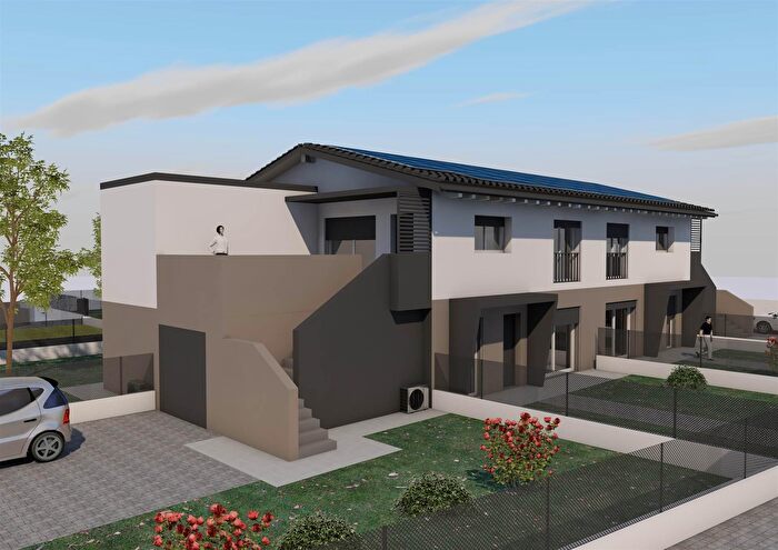 Case in Vendita e in Affitto - 3