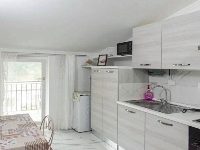 Appartamento quadrilocale in affitto in Via Pietro Maffi, Battistini Primavalle, Roma