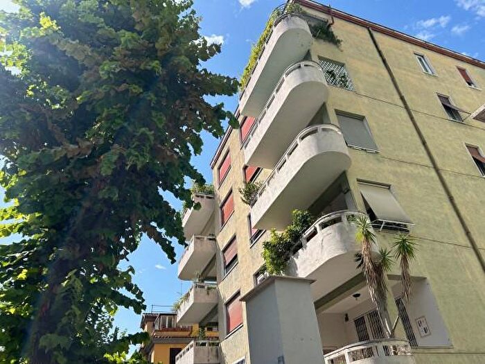 Appartamento quadrilocale in affitto in Roma