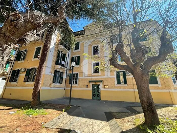 Appartamento trilocale in vendita in Via Dalmazia, Cosenza