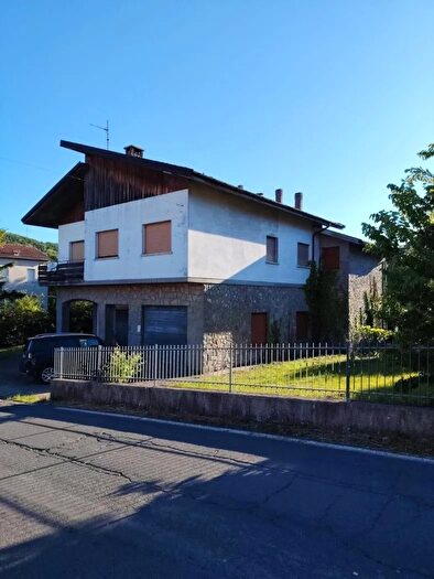 Casa con 5 locali in vendita in Via Romana Antica San Benedetto Val di Sambro, San Benedetto Val Di Sambro