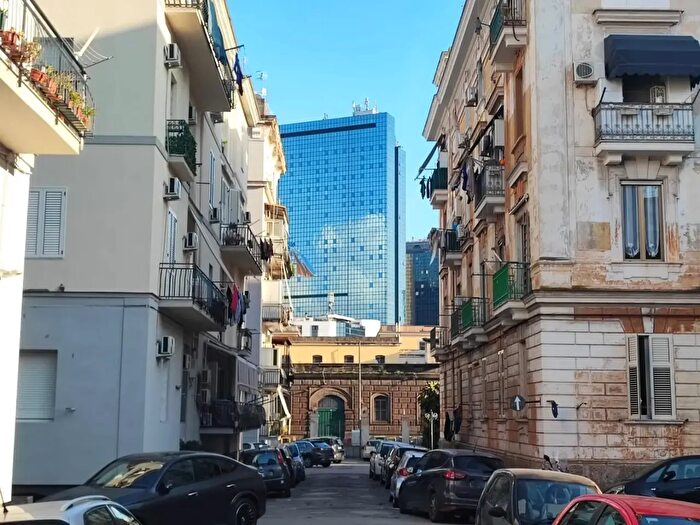 Appartamento bilocale in vendita in Via Nuova Poggioreale, Napoli