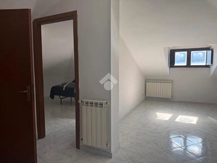 Appartamento trilocale in vendita in Via Valmontone, Artena